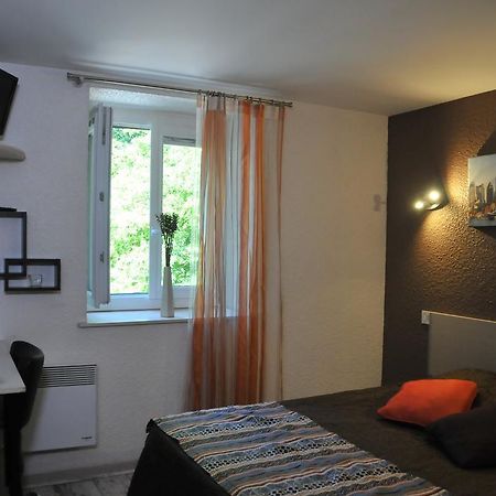 O2 Saone Hotell Reyrieux Exteriör bild
