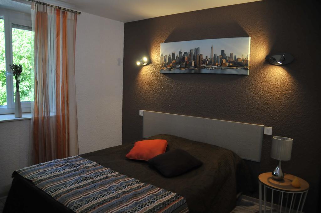 O2 Saone Hotell Reyrieux Exteriör bild